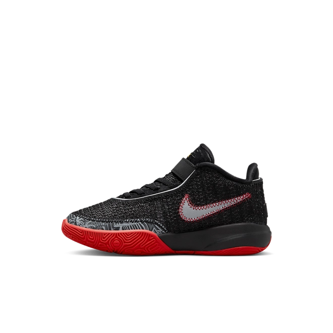 Nike LeBron 20